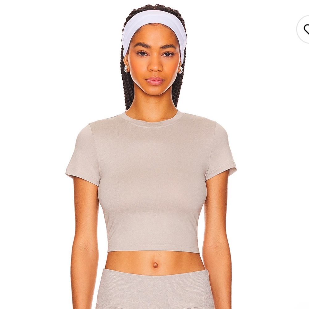 WeWoreWhat Short Sleeve Active Tee Heather Stone Medium Soft Material